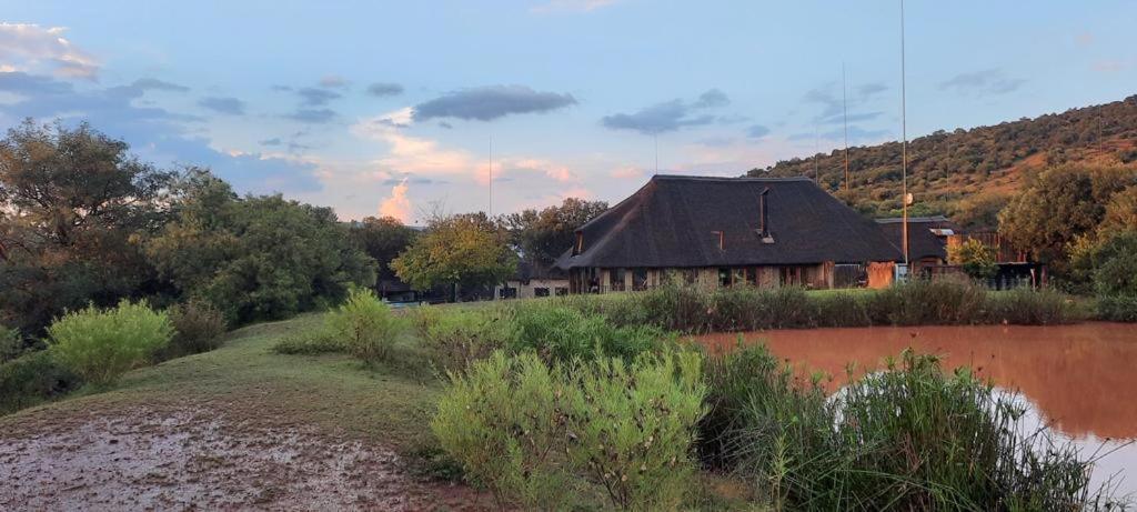 Tidimalo Lodge Рустенбург Екстериор снимка